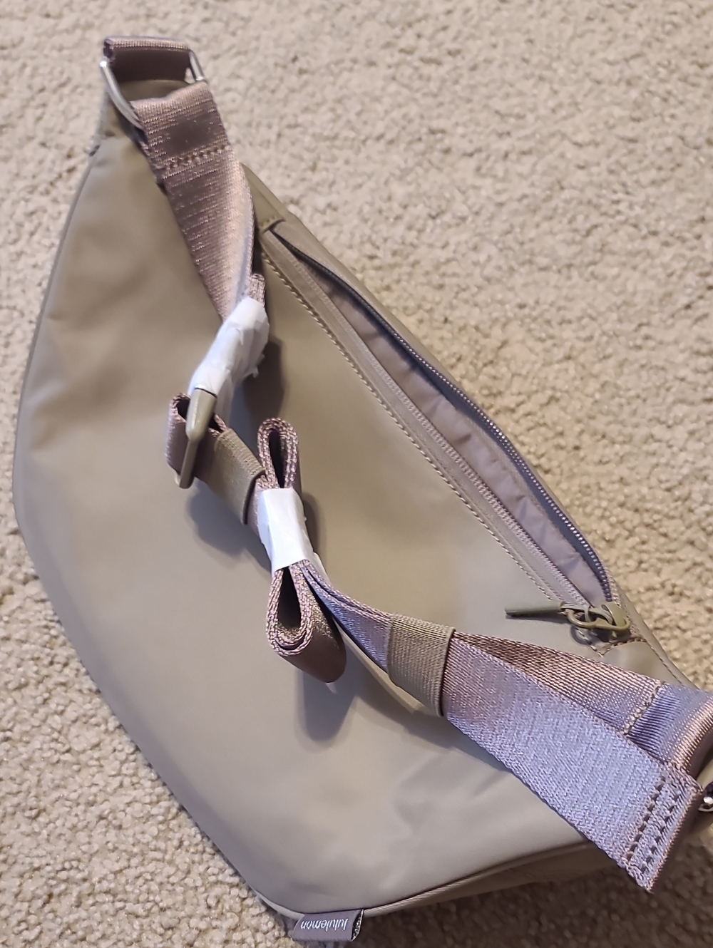 Lululemon City Essentials Beige/Tan Belt Bag - Picture 9 of 9